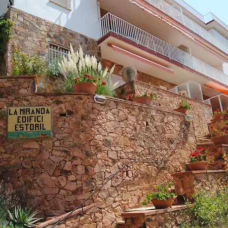 319 - Apart. Estoril 公寓 *